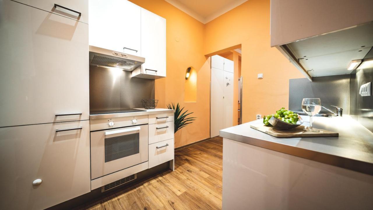 The Grand Royal 3bdr Heart Of Old Town * Praga